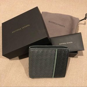 Bottega Veneta Men’s Biofold wallet
